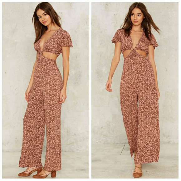 HONEY PUNCH NASTY GAL CUT OUT FLORAL JUMPSUIT - Picture 6 of 8